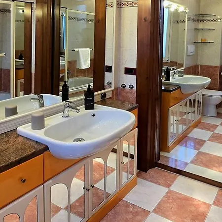 Διαμέρισμα Riviera - Center, Casino, Seaview, Wifi, Ac