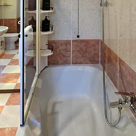 Riviera Apartment