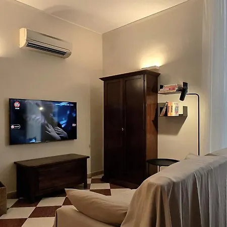 Riviera - Center, Casino, Seaview, Wifi, Ac شقة