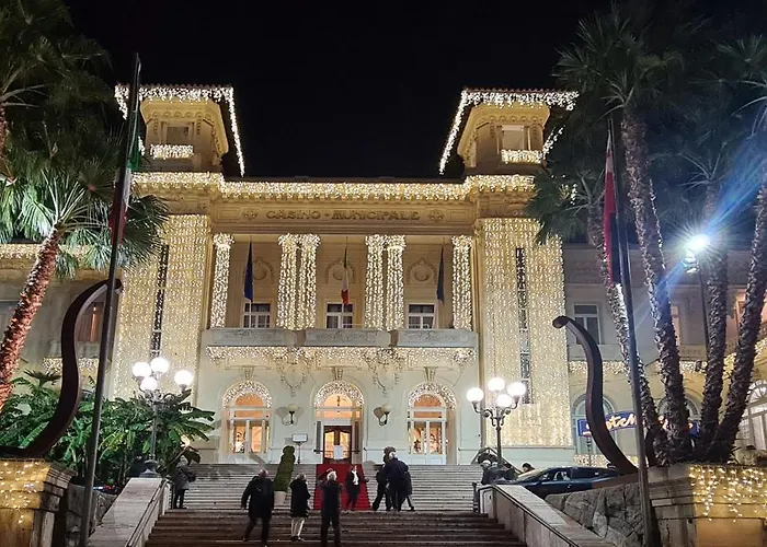 Riviera - Center, Casino, Seaview, Wifi, Ac