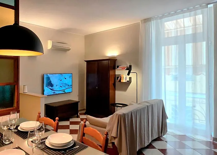 Riviera - Center, Casino, Seaview, Wifi, Ac Lejlighed